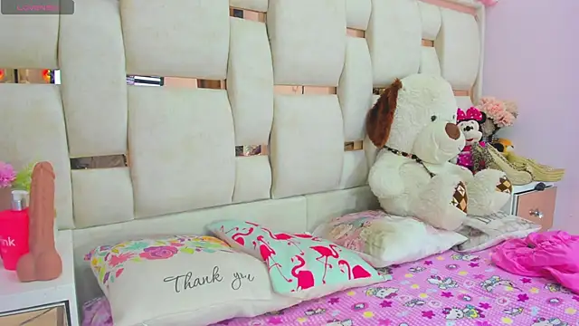 Snapshot of Celestesexx_ chatting on February 14, 2026, 10:48 am Celestesexx online show from February 14, 2026, 10:48 am