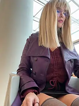 NaughtyNinky online show from February 19, 2026, 1:08 pm