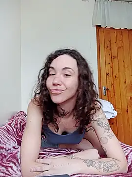 Snapshot of Dirty_Pink chatting on January 14, 2026, 10:41 am Dirty Pink online show from January 14, 2026, 10:41 am