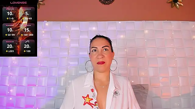 AmberJoyMilf online show from March 30, 2026, 12:17 pm