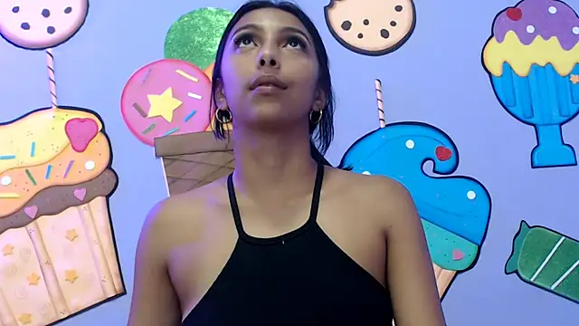 Snapshot of skinnysexzara18 chatting on February 23, 2026, 2:13 am skinnysexzara18 online show from February 23, 2026, 2:13 am