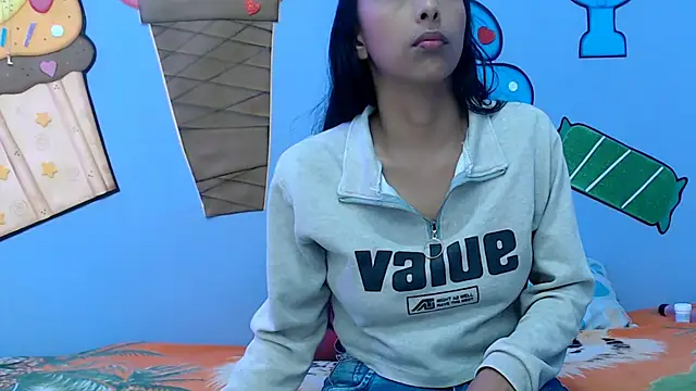 Snapshot of skinnysexzara18 chatting on January 16, 2026, 1:20 am skinnysexzara18 online show from January 16, 2026, 1:20 am