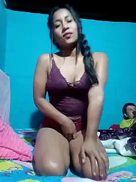 Saraa xx online show from February 3, 2026, 2:43 am