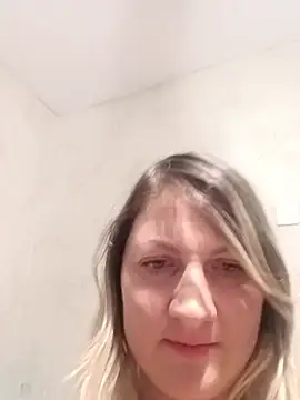 Stephania77727 online show from January 9, 2026, 5:53 pm