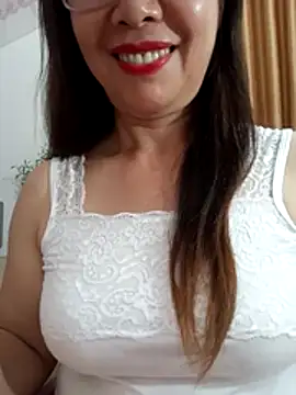 Snapshot of Lika_mec chatting on May 27, 2026, 4:36 pm Lika mec online show from May 27, 2026, 4:36 pm