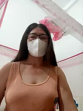 Snapshot of Lika_mec chatting on May 23, 2026, 8:41 pm Lika mec online show from May 23, 2026, 8:41 pm