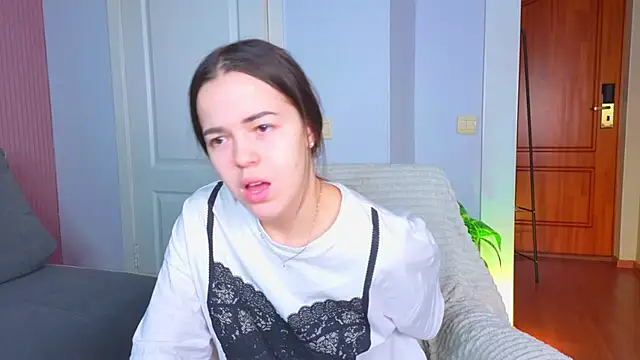 Vicki Bee online show from January 9, 2026, 11:17 am