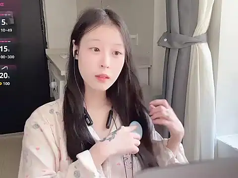 Hanhan-MM online show from January 8, 2026, 7:58 am