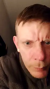 Snapshot of Der_Schoene_Penis chatting on February 27, 2026, 10:31 pm Der Schoene Penis online show from February 27, 2026, 10:31 pm