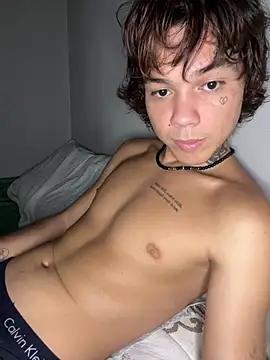 morceguinhapriv online show from March 18, 2026, 8:10 pm