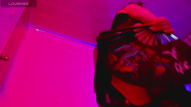 Snapshot of Sweet_lenna chatting on February 17, 2026, 7:44 pm Sweet lenna online show from February 17, 2026, 7:44 pm