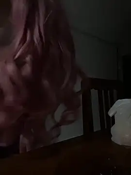 cdzinhahanna online show from March 6, 2026, 5:13 am