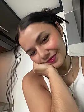 Pisces angel online show from March 29, 2026, 4:08 pm