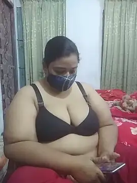 momo loves online show from March 7, 2026, 6:02 pm