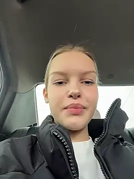 AshleyMur online show from March 20, 2026, 4:13 am