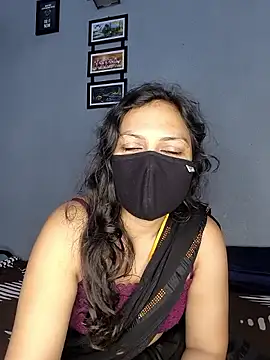 Snapshot of Spicynitya_ncr chatting on February 9, 2026, 7:45 pm Spicynitya ncr online show from February 9, 2026, 7:45 pm