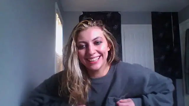 KellyKardashian online show from April 18, 2026, 6:32 pm