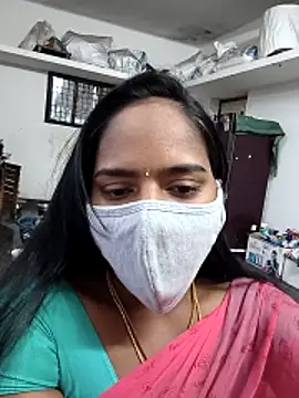 Snapshot of Tamil_Hot_Divya chatting on February 1, 2026, 1:37 am Tamil Hot Divya online show from February 1, 2026, 1:37 am