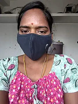 Snapshot of Tamil_Hot_Divya chatting on February 5, 2026, 5:03 am Tamil Hot Divya online show from February 5, 2026, 5:03 am