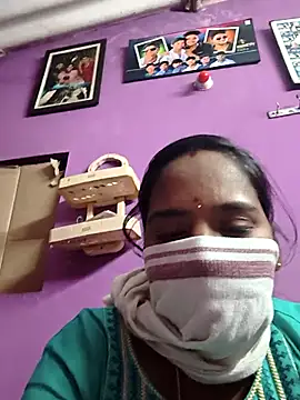 Snapshot of Tamil_Hot_Divya chatting on February 2, 2026, 6:07 pm Tamil Hot Divya online show from February 2, 2026, 6:07 pm
