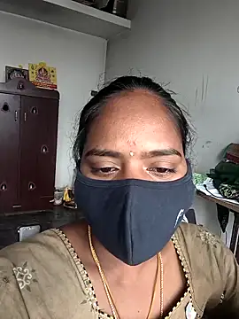 Snapshot of Tamil_Hot_Divya chatting on February 2, 2026, 5:06 am Tamil Hot Divya online show from February 2, 2026, 5:06 am