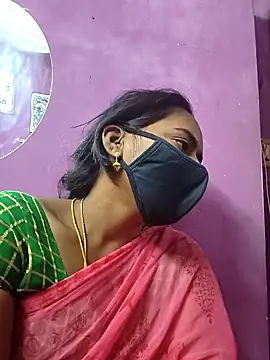 Snapshot of Tamil_Hot_Divya chatting on February 7, 2026, 1:02 am Tamil Hot Divya online show from February 7, 2026, 1:02 am