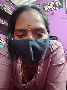 Snapshot of Tamil_Hot_Divya chatting on February 20, 2026, 9:11 am Tamil Hot Divya online show from February 20, 2026, 9:11 am