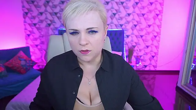 CrystalVibe online show from May 30, 2026, 5:58 am