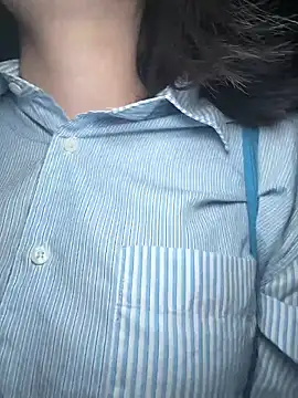 Snapshot of minami_room chatting on May 24, 2026, 12:49 pm minami room online show from May 24, 2026, 12:49 pm