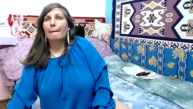 Snapshot of Adelinemilf chatting on June 13, 2026, 3:54 pm Adelinemilf online show from June 13, 2026, 3:54 pm