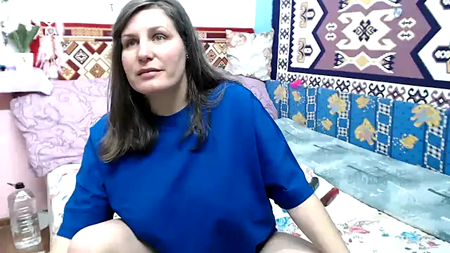 Snapshot of Adelinemilf chatting on March 5, 2026, 11:51 am Adelinemilf online show from March 5, 2026, 11:51 am