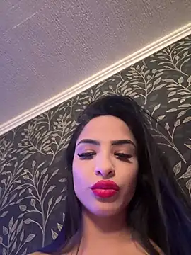 Snapshot of Evelin199 chatting on April 30, 2026, 6:37 pm Evelin199 online show from April 30, 2026, 6:37 pm