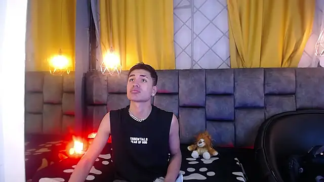 Maik Russo online show from March 25, 2026, 11:42 am