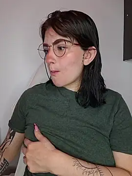 kuritto  online show from February 10, 2026, 2:10 am