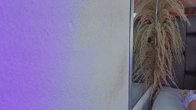 Missy 22  online show from March 15, 2026, 1:18 pm