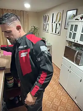 wolfbucker online show from April 21, 2026, 5:03 am