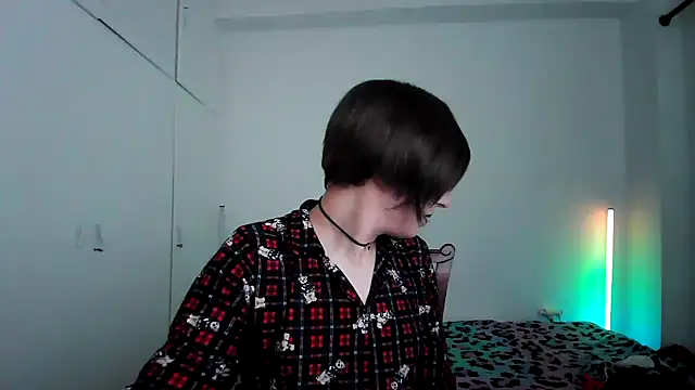 Snapshot of HoneyValentine chatting on February 8, 2026, 9:01 pm HoneyValentine online show from February 8, 2026, 9:01 pm