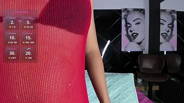 Snapshot of Skarleth_queen chatting on February 8, 2026, 3:59 am Skarleth queen online show from February 8, 2026, 3:59 am