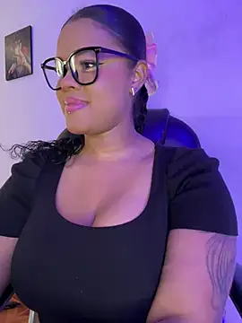 Antonella 03s online show from March 18, 2026, 7:48 pm