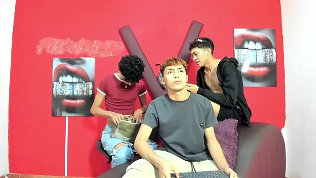 AVENGER BOYS2026 online show from April 11, 2026, 7:16 am