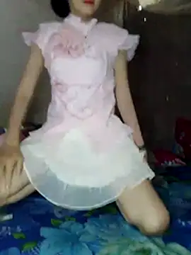 -Nicole-e online show from January 11, 2026, 12:39 am