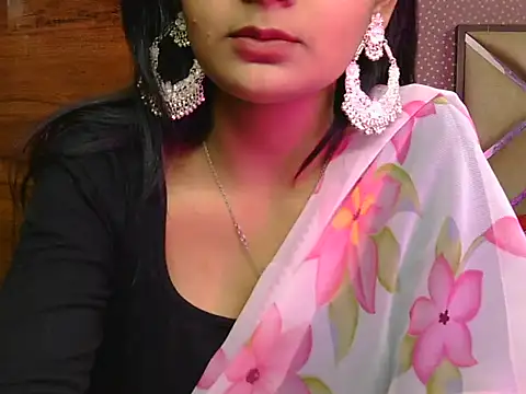 Snapshot of sweet_riyaaa chatting on April 28, 2026, 4:50 am sweet riyaaa online show from April 28, 2026, 4:50 am
