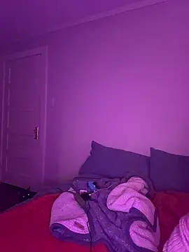 selenedijon online show from January 6, 2026, 10:19 am