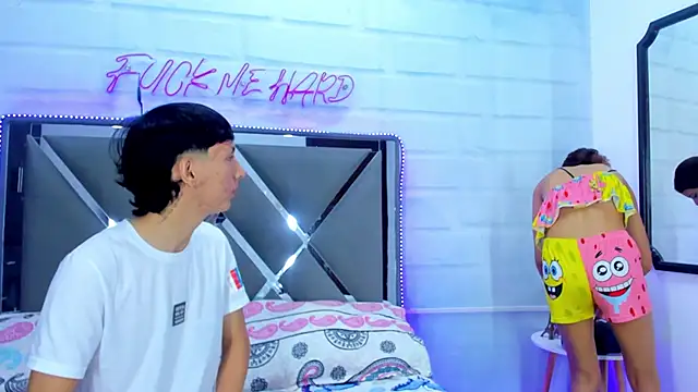 BunnyLove  online show from April 19, 2026, 12:11 am