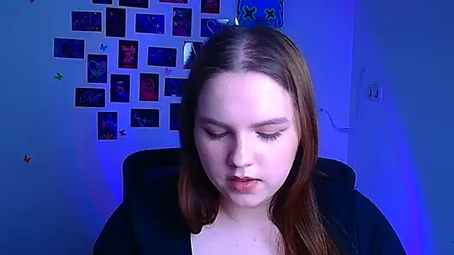 Kitty Mia Kitty online show from March 25, 2026, 6:46 am