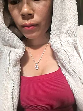 -Lynn- online show from January 14, 2026, 4:49 am