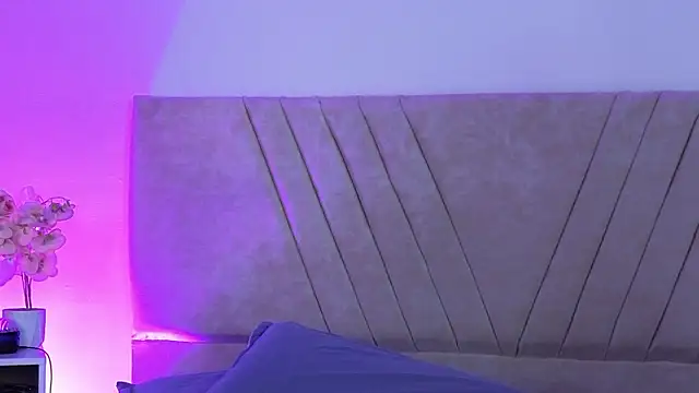 DulceRouss  online show from March 26, 2026, 11:52 am