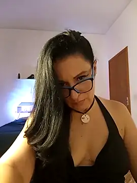 Lunnaluxcam online show from February 28, 2026, 1:49 am