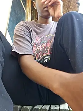 dicksuckeerrrr2026 online show from January 13, 2026, 4:22 pm