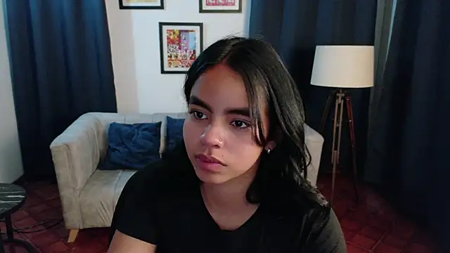 SofiaMante  online show from May 16, 2026, 11:15 pm